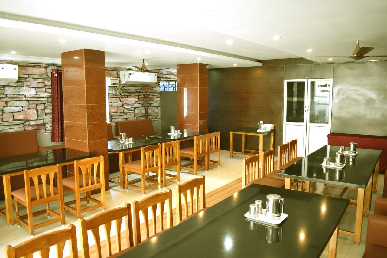 Hotel Apple Park Inn Tiruchirappalli Exterior photo