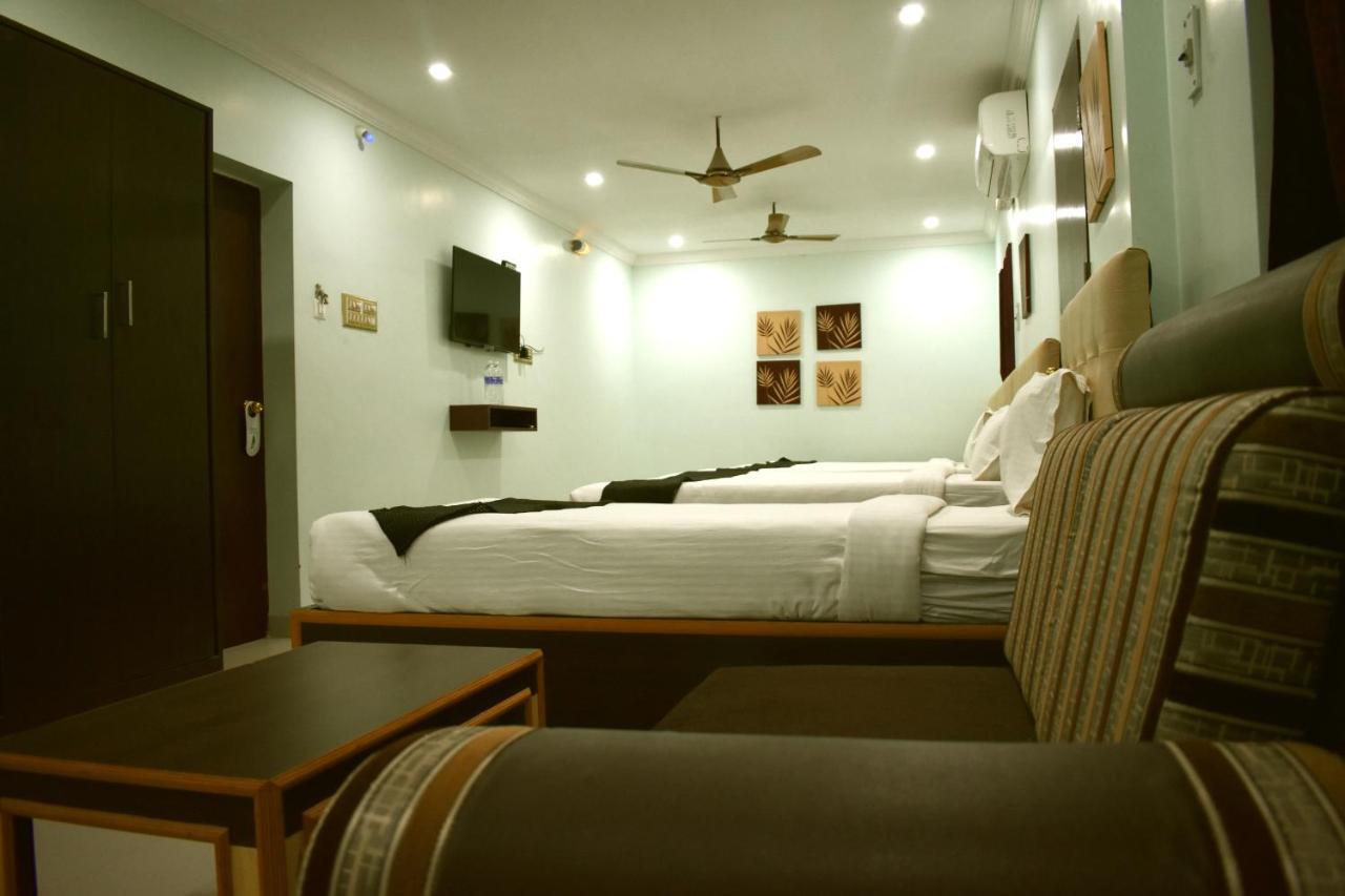 Hotel Apple Park Inn Tiruchirappalli Exterior photo
