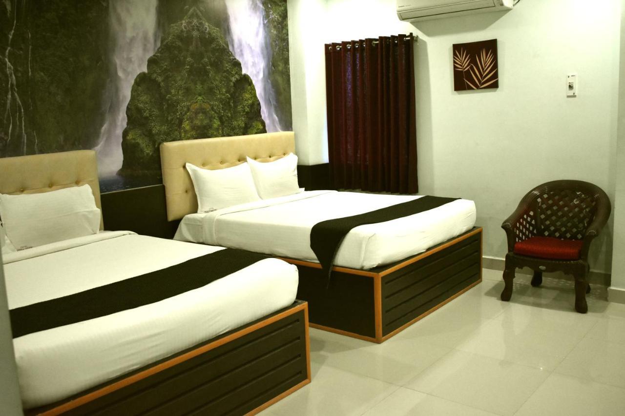 Hotel Apple Park Inn Tiruchirappalli Exterior photo